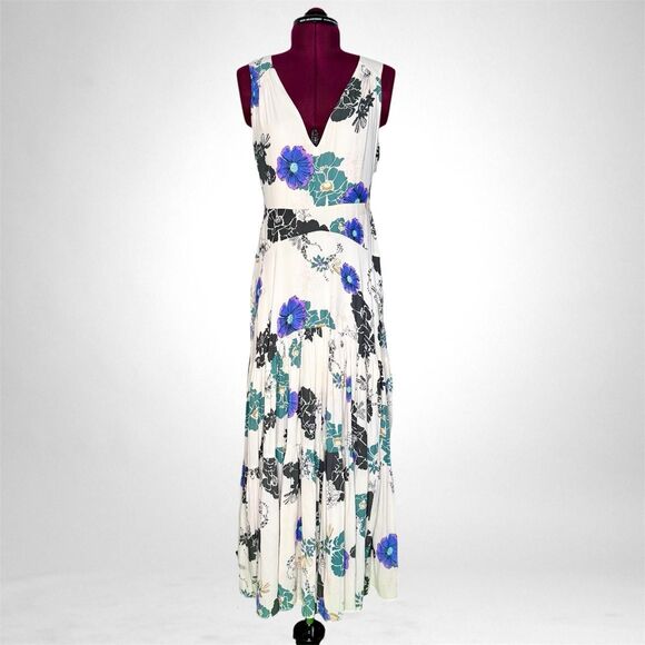 Free People Dresses & Skirts - Free People Sure Thing Printed Maxi Dress Style No 41346420 Floral Flowy Ruffles